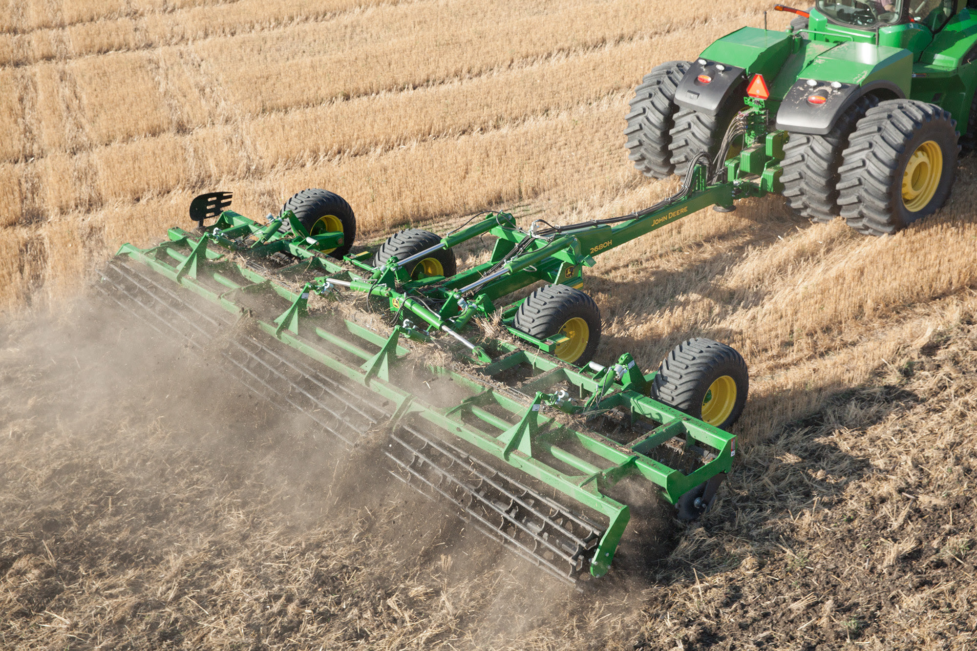 John Deere has Two New Tillage Models