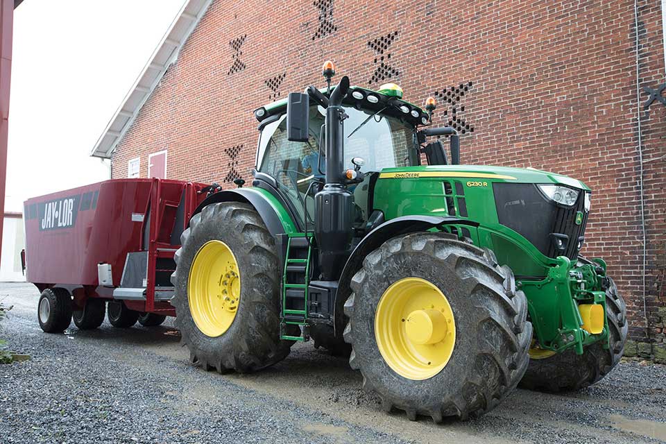 John Deere Adds Power and Acceleration to 6R Tractors