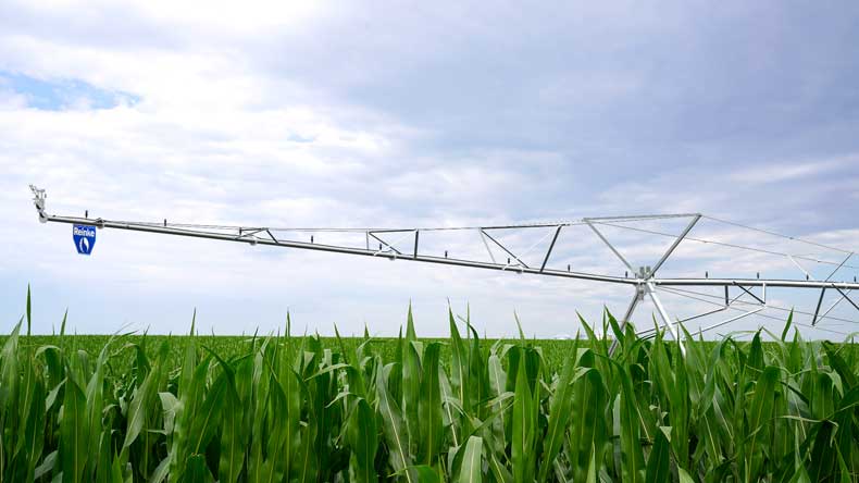 Reinke Unveils First Precision Series of Center Pivot Systems